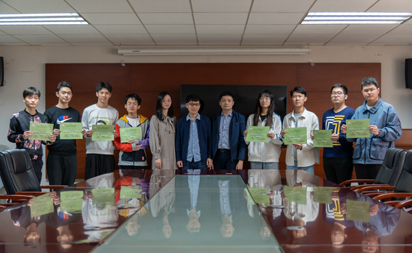 2025新澳门免费原料网