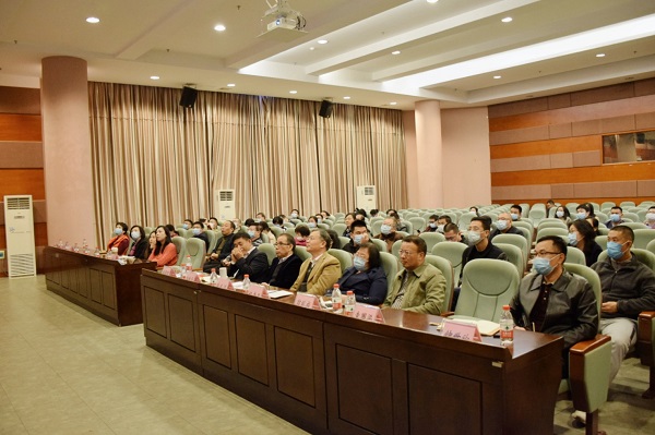 2025新澳门免费原料网