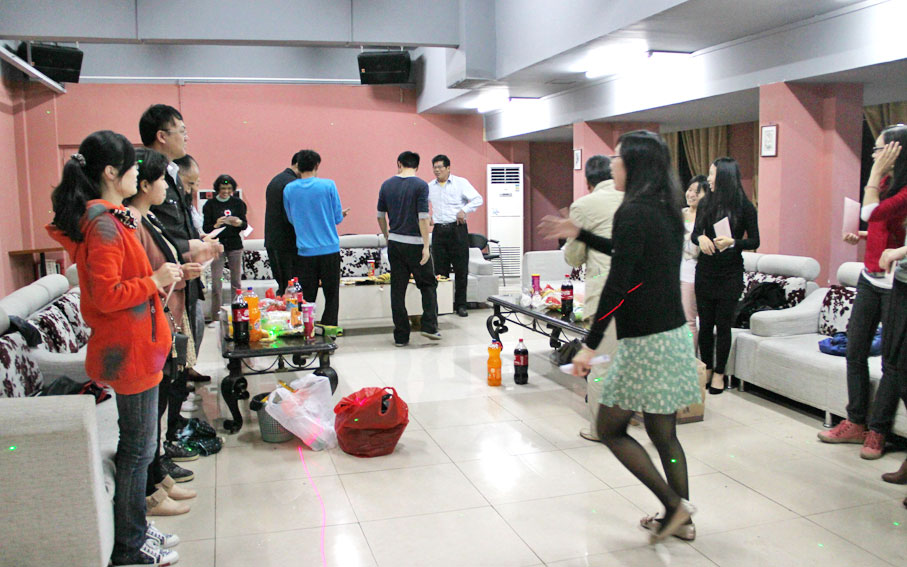 2025新澳门免费原料网