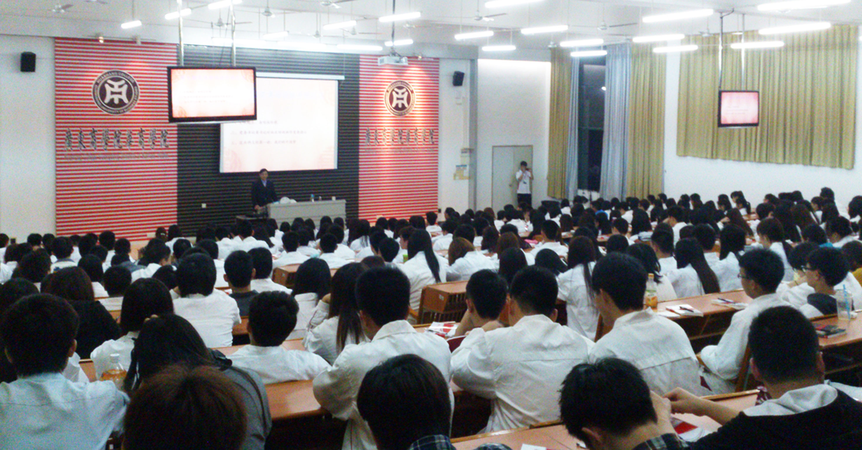 2025新澳门免费原料网