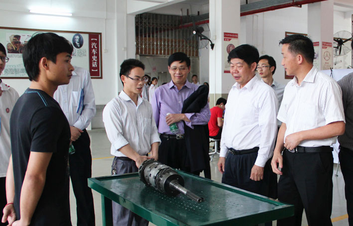 2025新澳门免费原料网