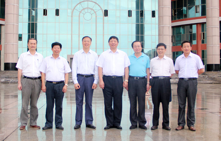 2025新澳门免费原料网