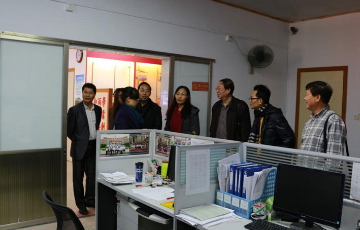 2025新澳门免费原料网