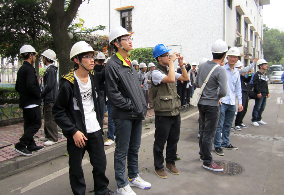 2025新澳门免费原料网