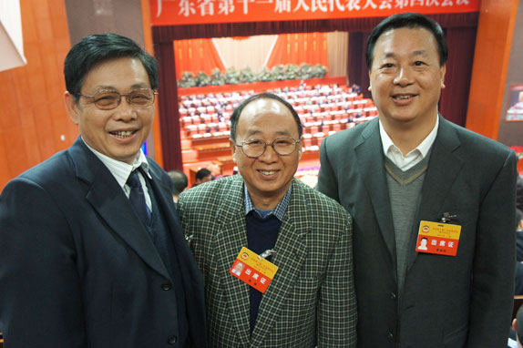 2025新澳门免费原料网