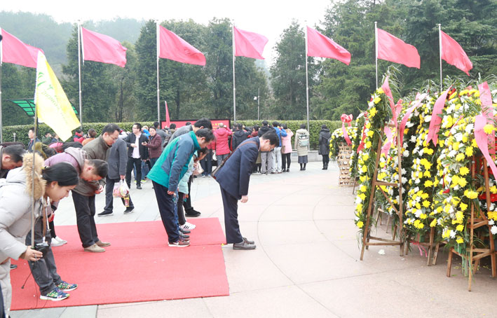 2025新澳门免费原料网